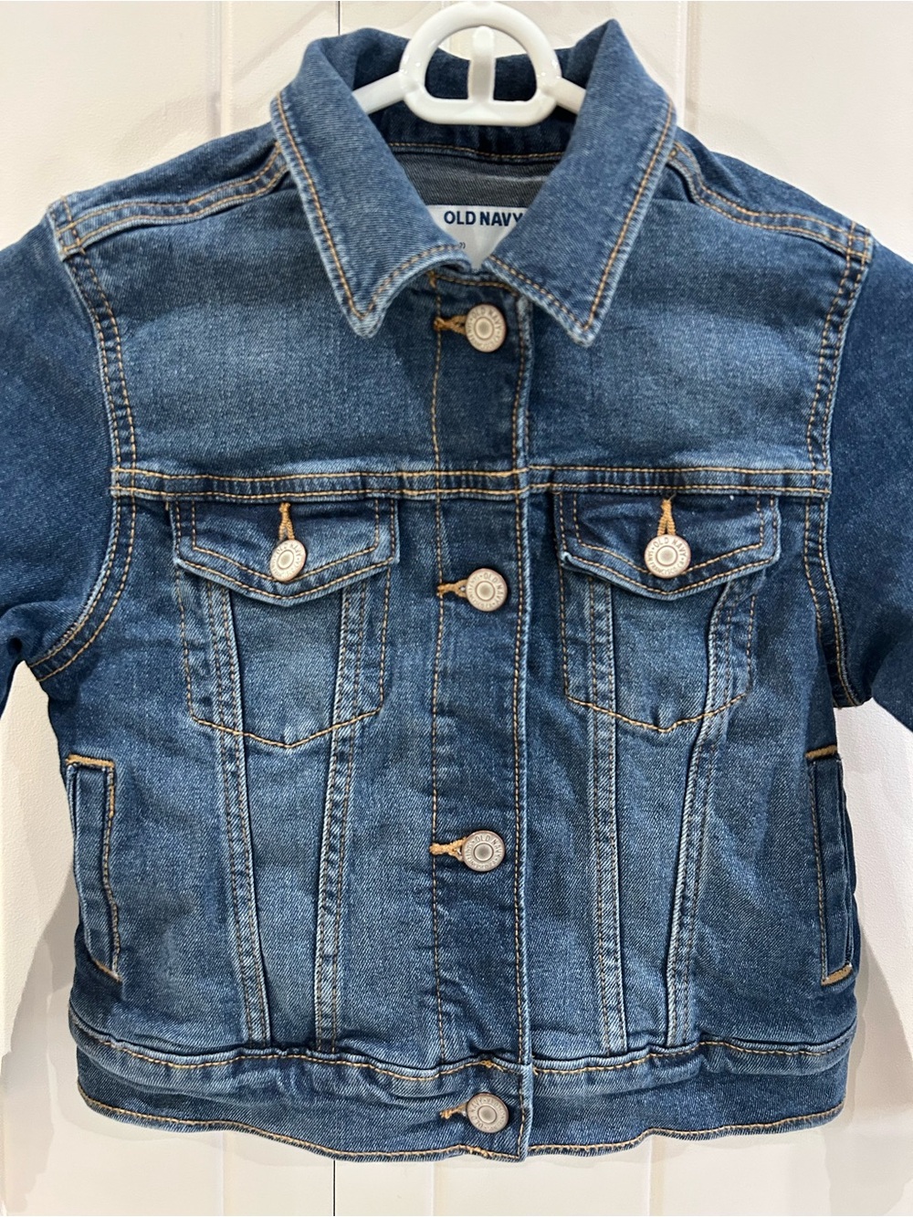 Old Navy denim jacket (NWOT)